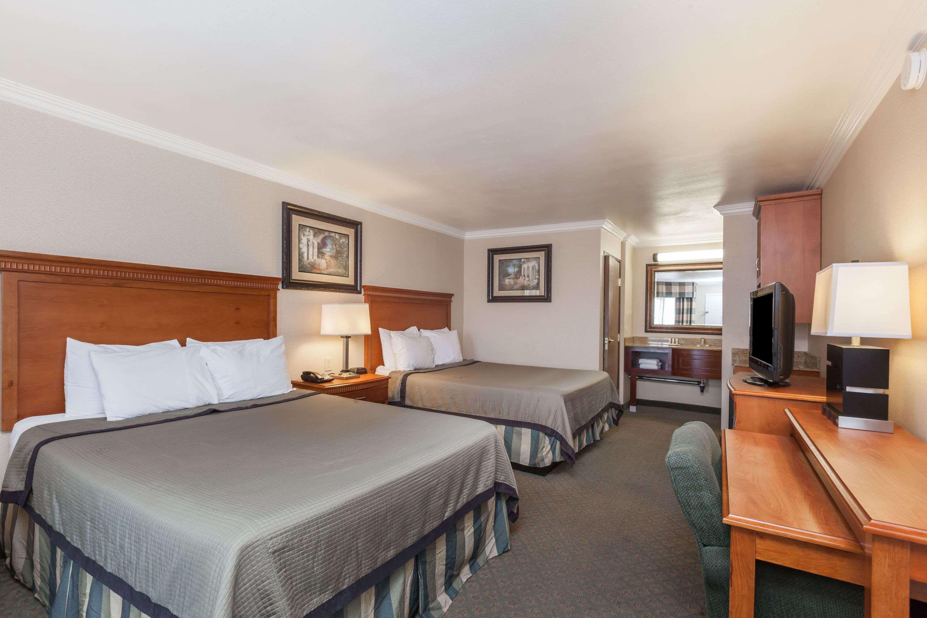 Travelodge By Wyndham Sylmar Ca San Fernando Extérieur photo