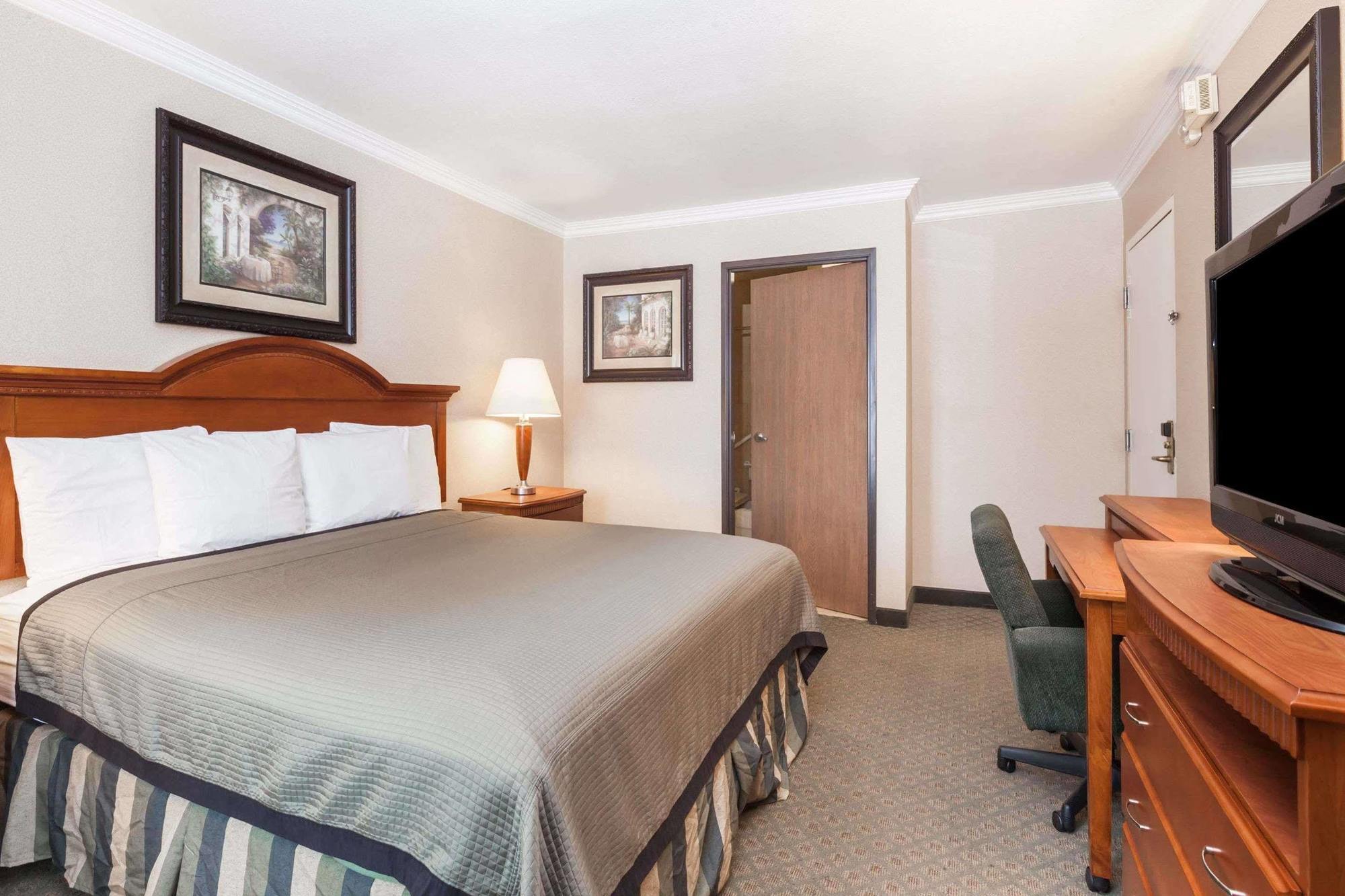 Travelodge By Wyndham Sylmar Ca San Fernando Extérieur photo