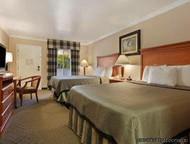 Travelodge By Wyndham Sylmar Ca San Fernando Extérieur photo